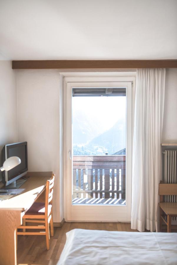 Hotel Gasthof Stern Nova Ponente Exterior foto