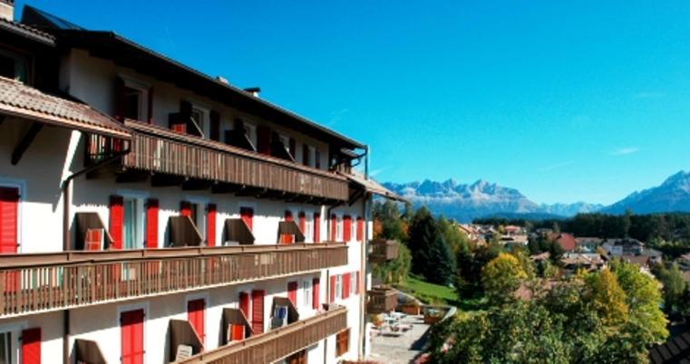 Hotel Gasthof Stern Nova Ponente Exterior foto
